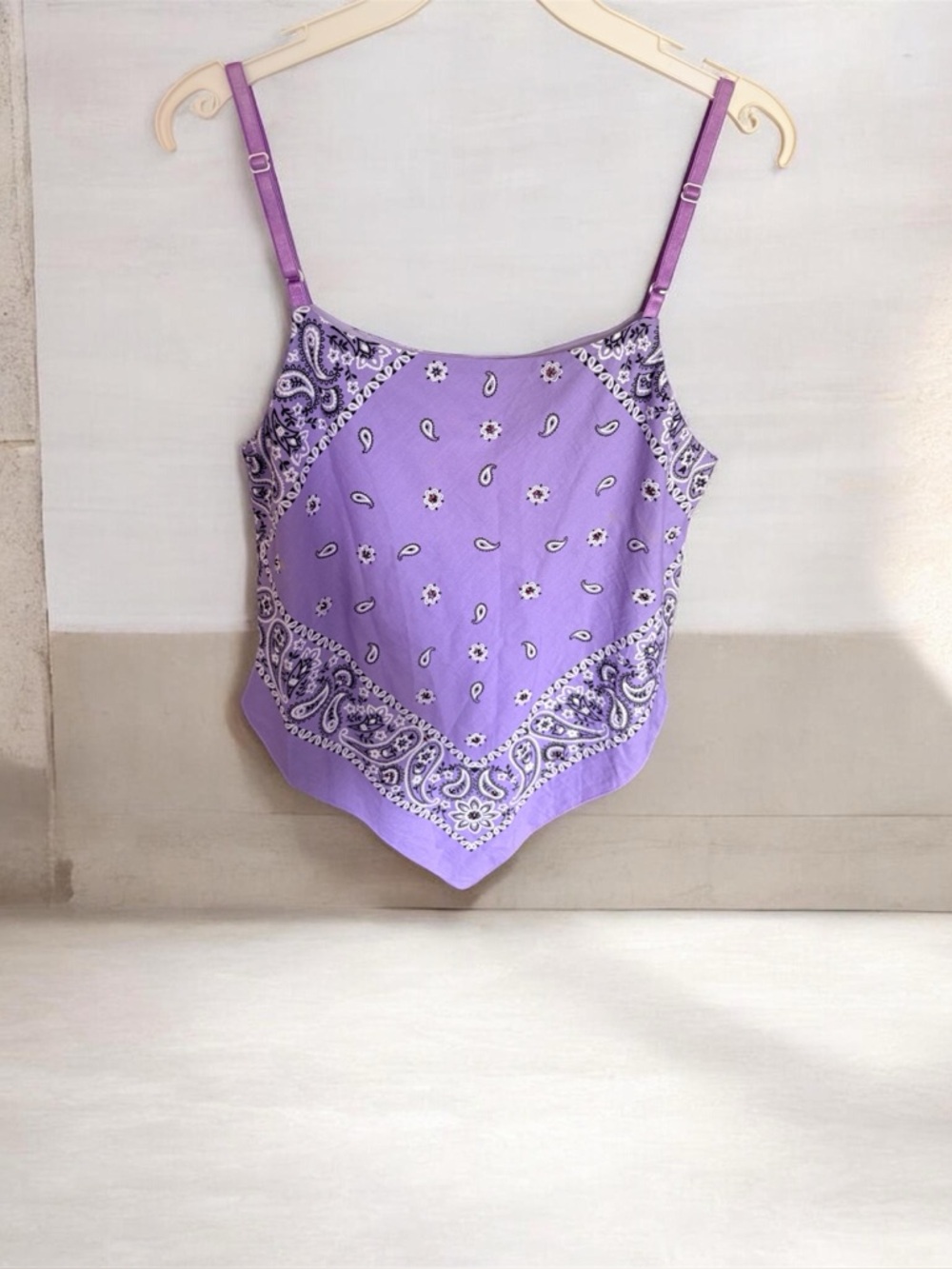 Vintage R.o.n.a Lavender Bandana-Print Handkerchief Top Sz. M/L made in the USA